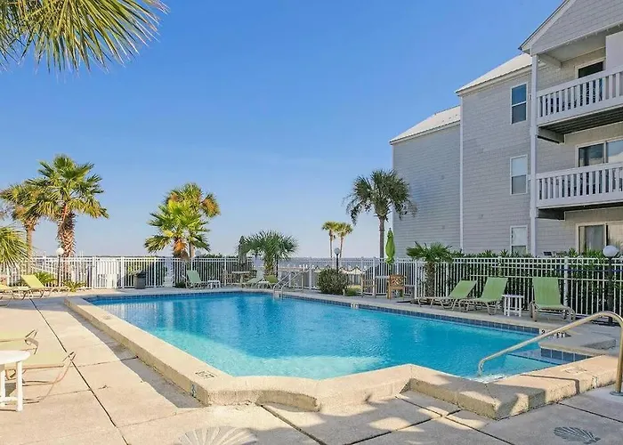 Emerald Coast Island Vibes!