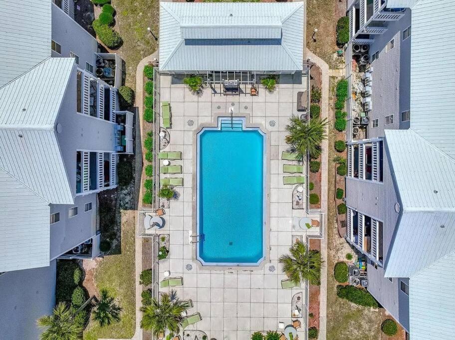 Emerald Coast Island Vibes! Holiday home *